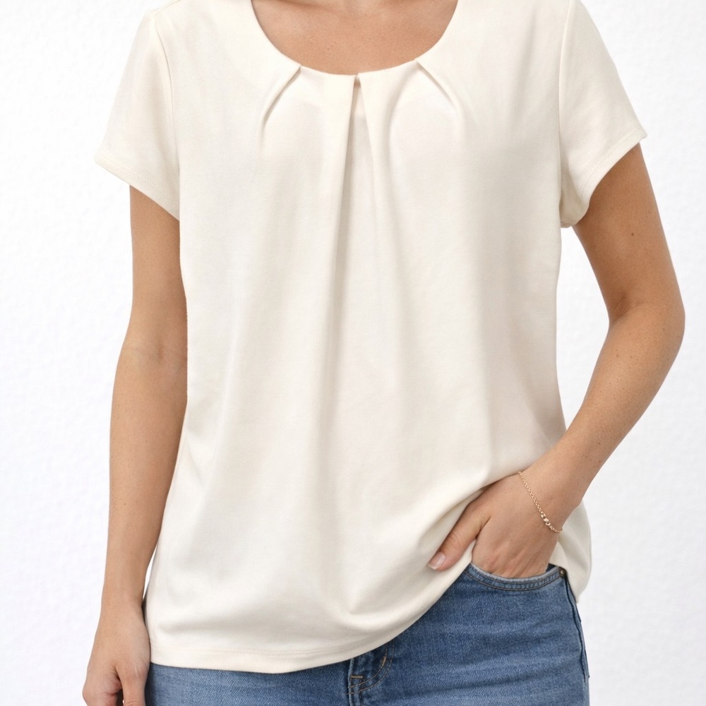 Liz Claiborne White Short Sleeve Top
